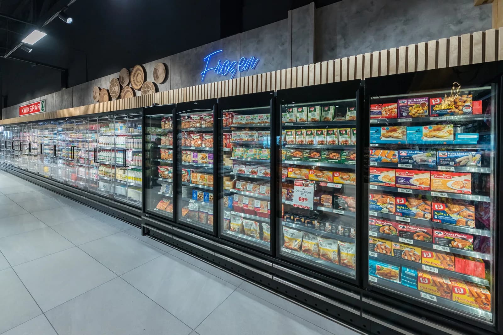 Upright freezer unit